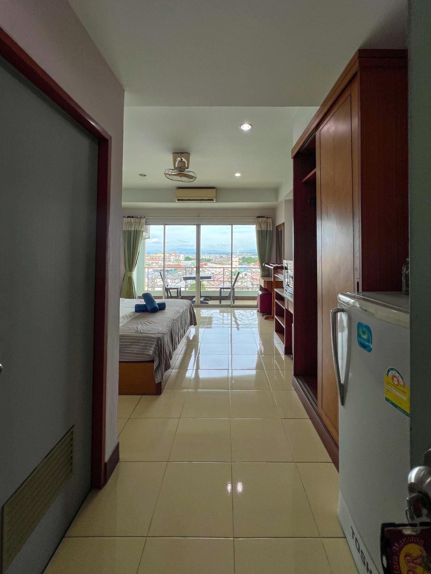 Pattara Mansion พัทยา 호텔 파타야 외부 사진