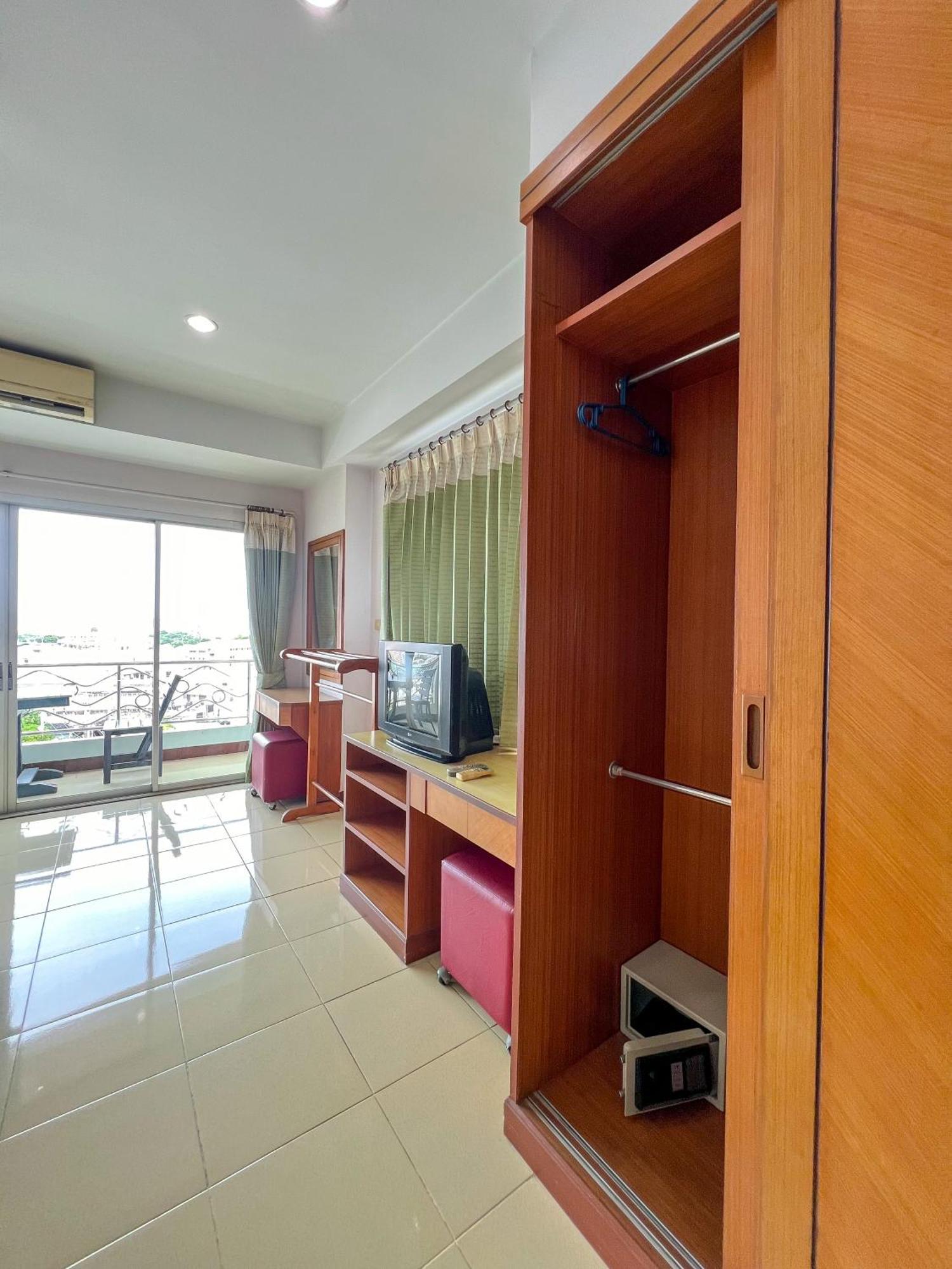 Pattara Mansion พัทยา 호텔 파타야 외부 사진