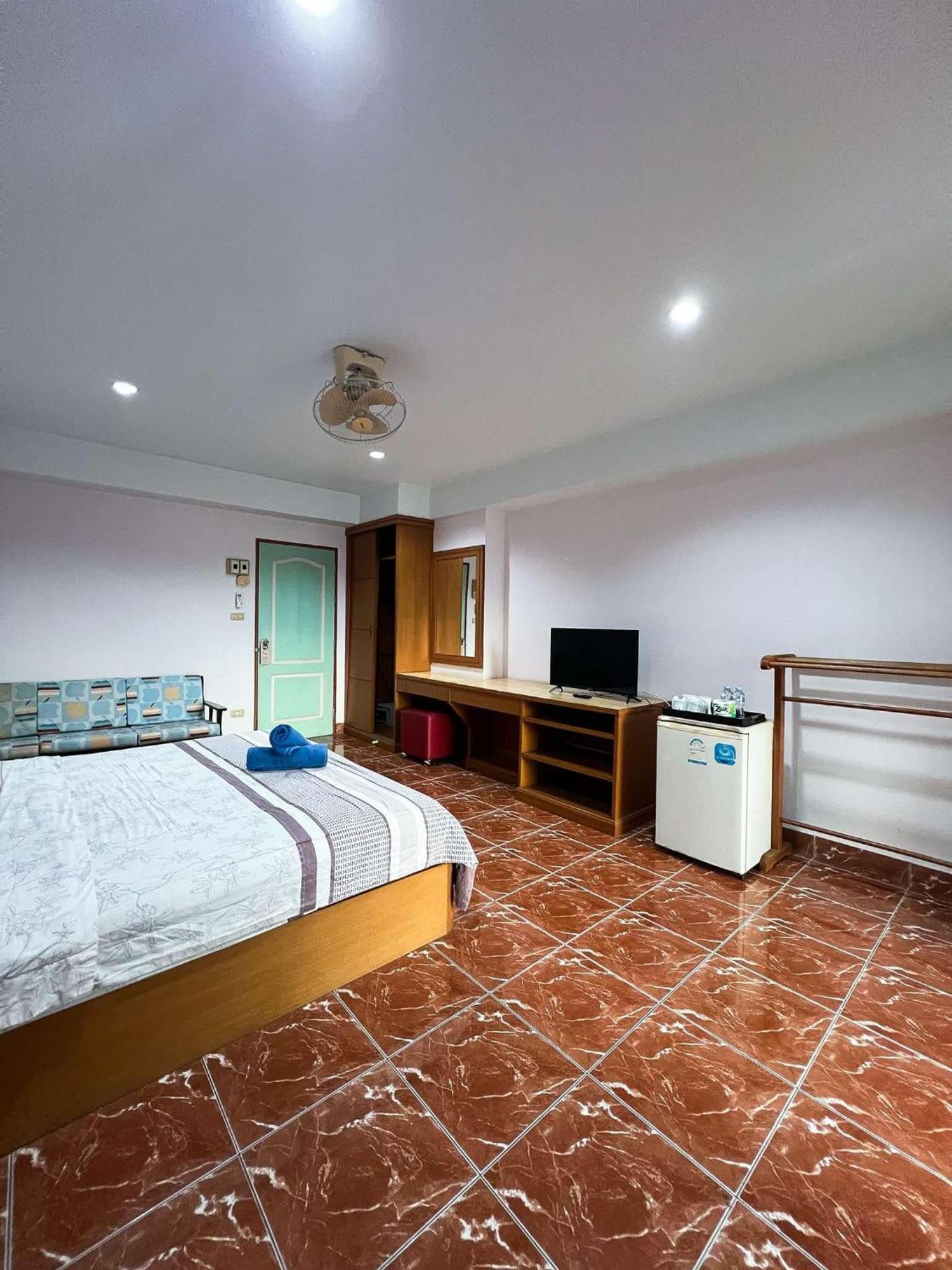 Pattara Mansion พัทยา 호텔 파타야 외부 사진